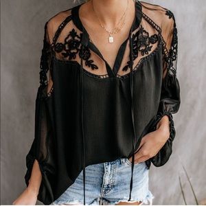 Vici Collection Lace blouse